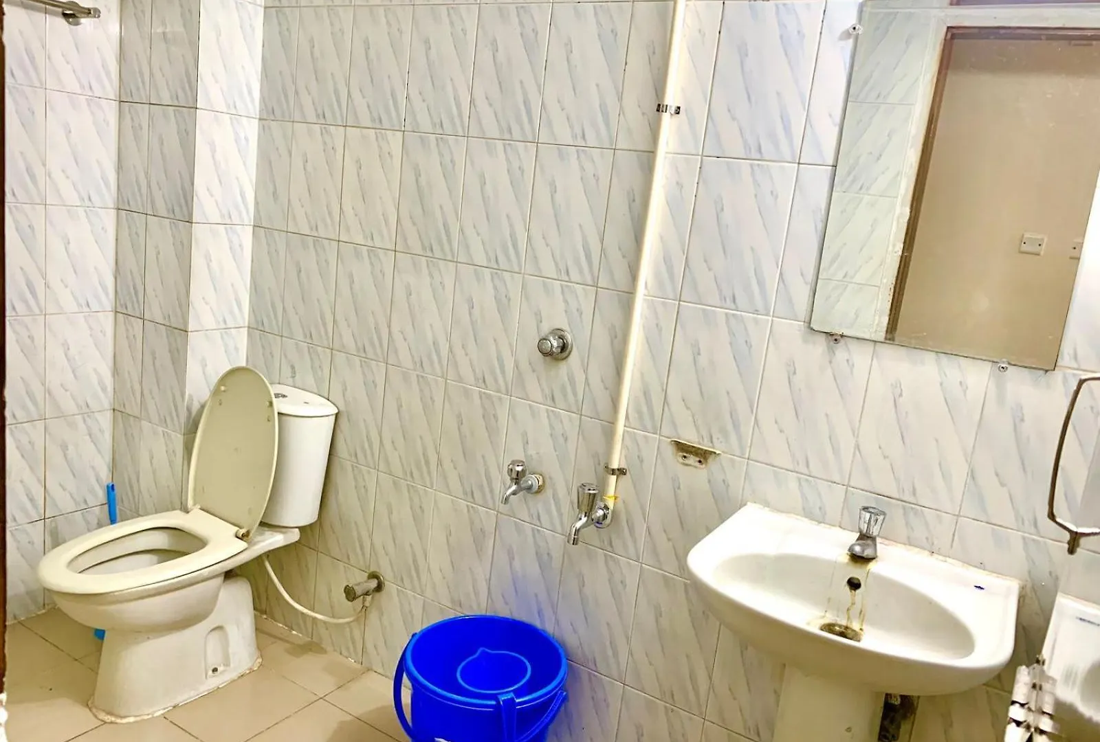 Alojamento de Acomodação e Pequeno-almoço Tourist Home Daca